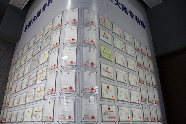 图为新大陆科技集团专利墙